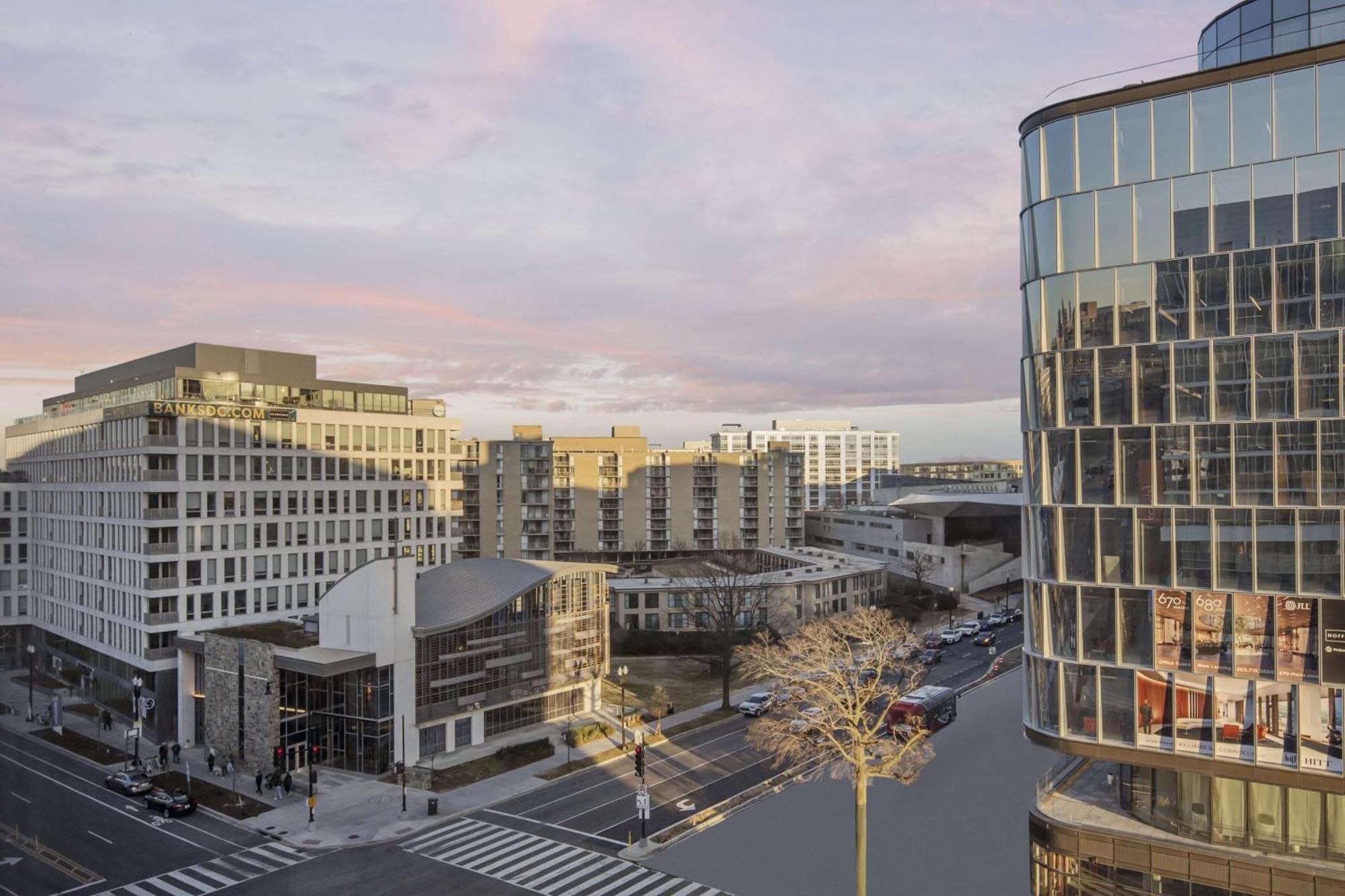 Canopy By Hilton Dc The Wharf 4*